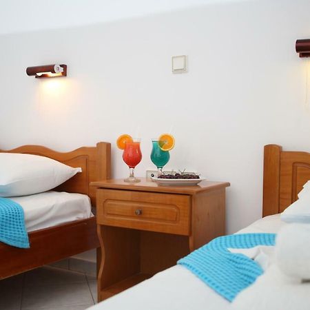 Theocharis Bros - Studios Apartments Agios Nikitas Exterior photo