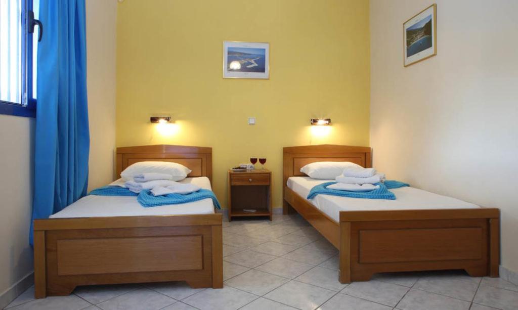 Theocharis Bros - Studios Apartments Agios Nikitas Exterior photo