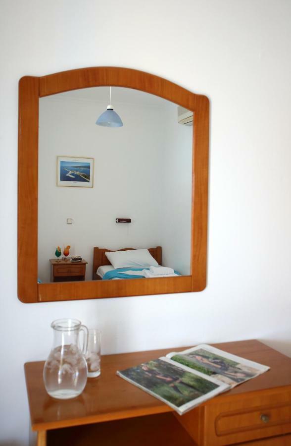 Theocharis Bros - Studios Apartments Agios Nikitas Exterior photo