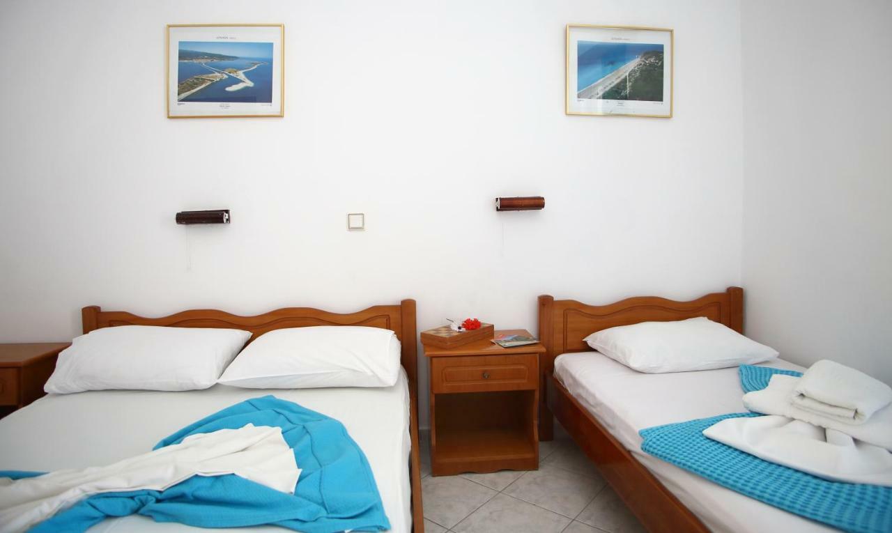 Theocharis Bros - Studios Apartments Agios Nikitas Exterior photo